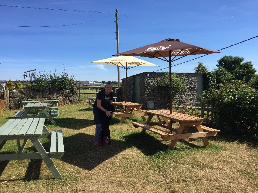 Where to enjoy a coffee in Cornwall Tencreek Holiday Park